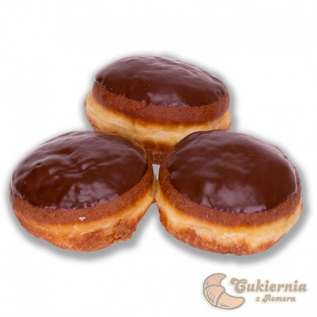 Pączek z bitą śmietaną